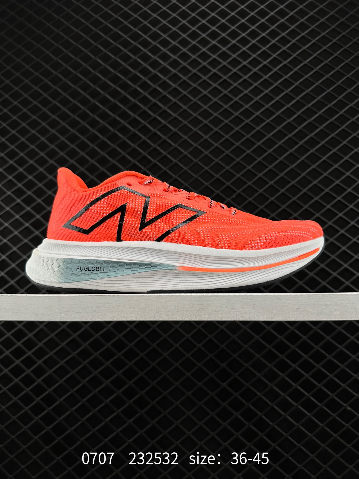 New Balance NB FuelCell Supercomp NB FuelCell